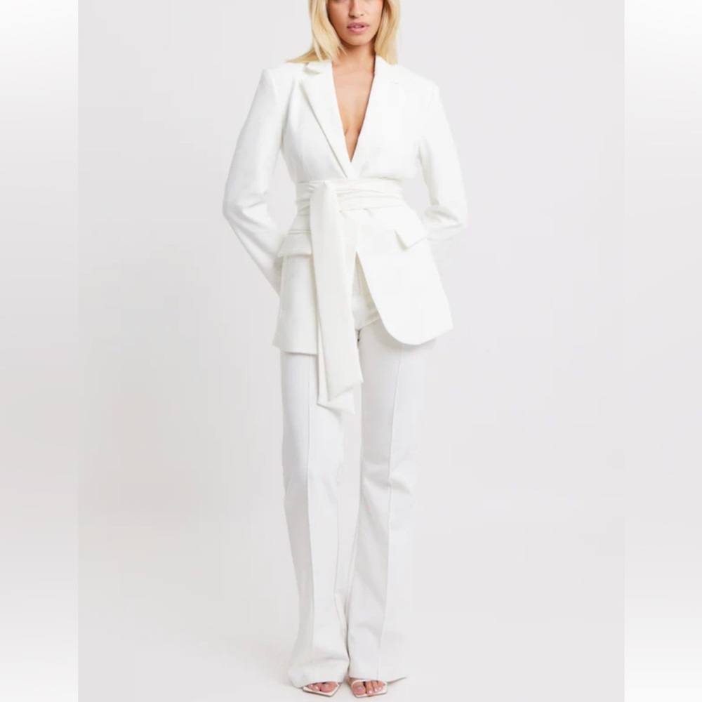 Because of Alice (BOA) white pant suit